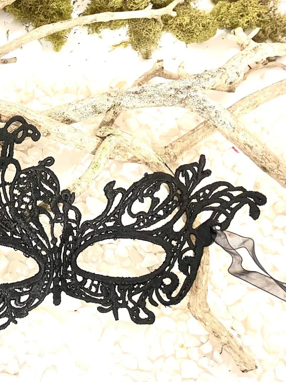 Black lace Rose mask for Women with ribbons. NEW ITEM.